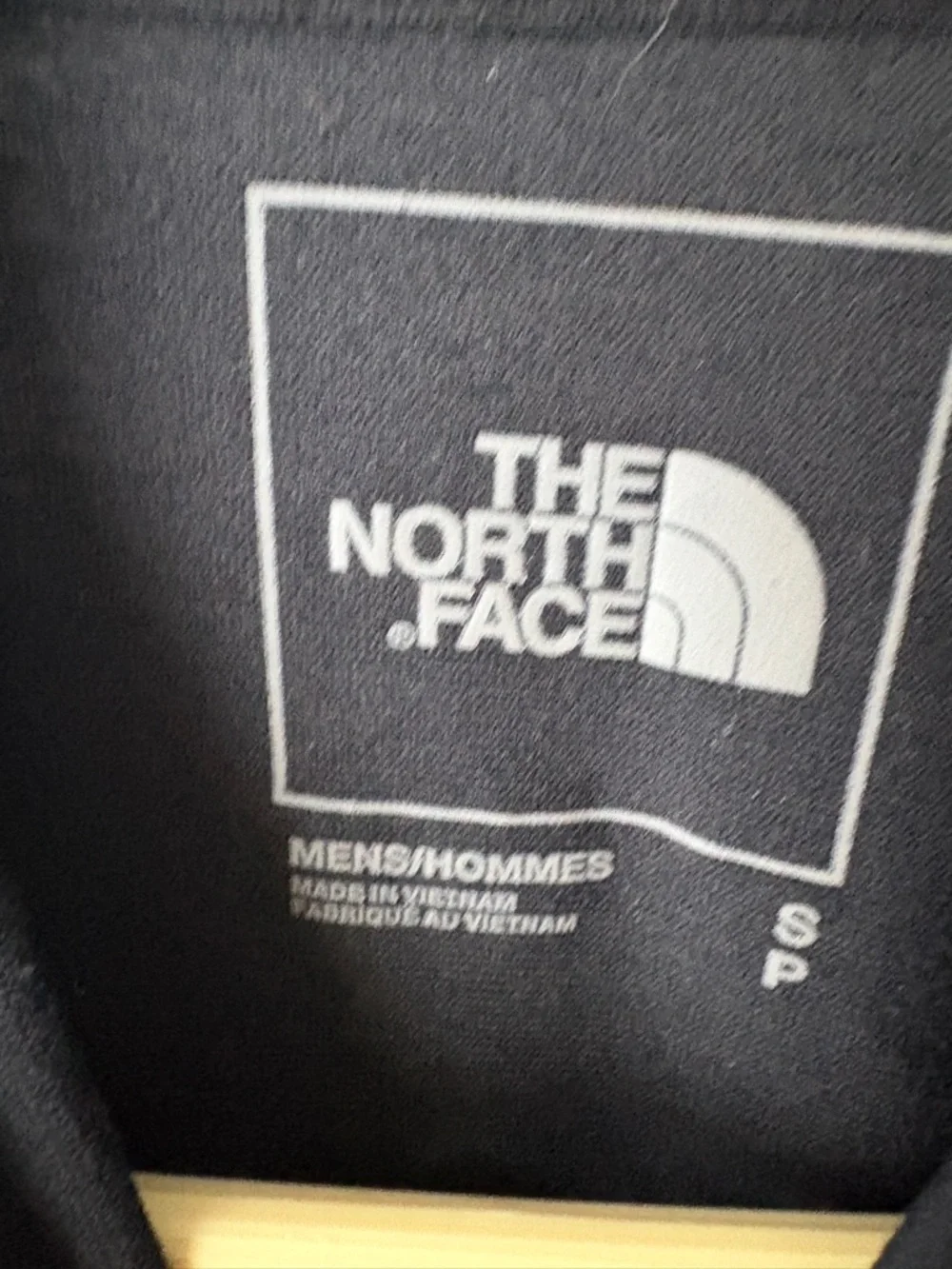 The North Face lightweight black long sleeve quarter zip shirt Men’s Small